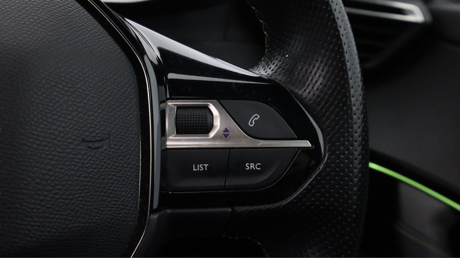 Used Peugeot 2008 2021 for sale - 77963728: Photo 21