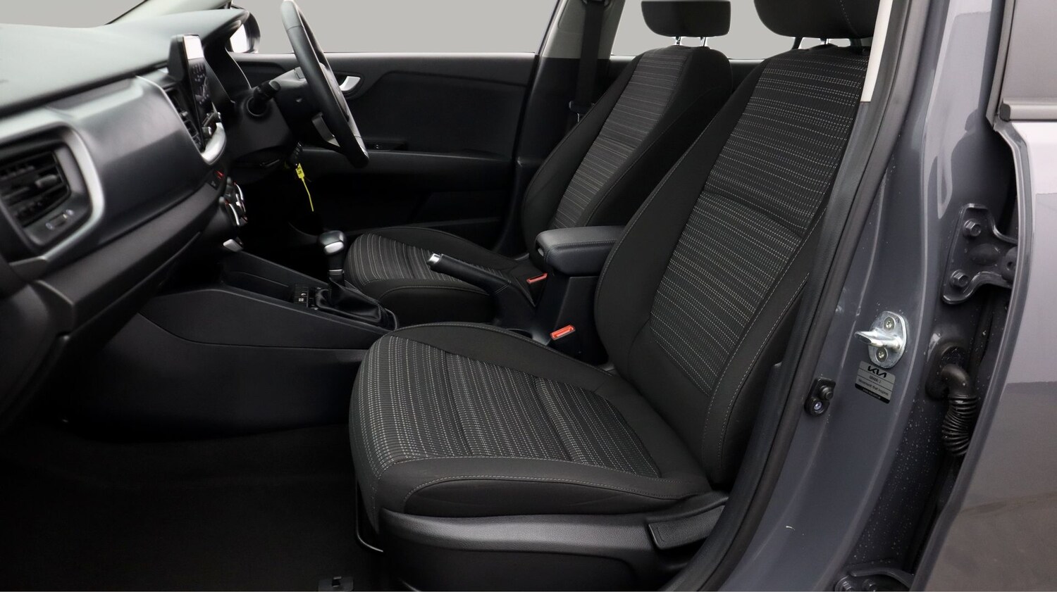 Used Kia Stonic 2022 for sale - 77934907: Photo 14