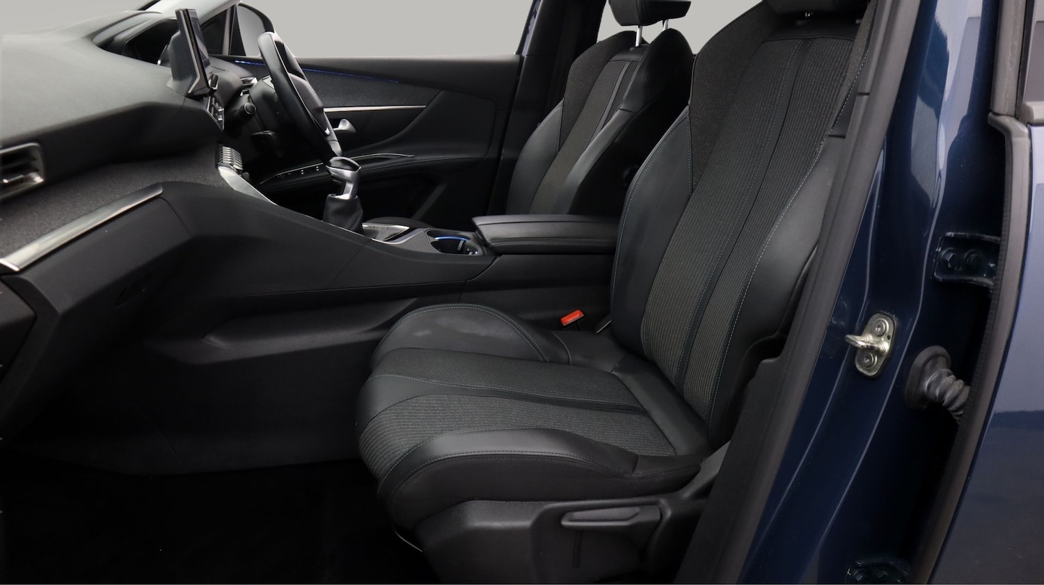 Used Peugeot 5008 2021 for sale - 77963714: Photo 14