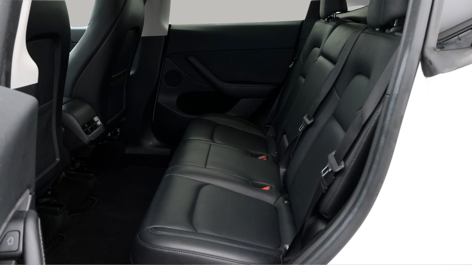 Used Tesla Model Y 2024 for sale - 77220360: Photo 16