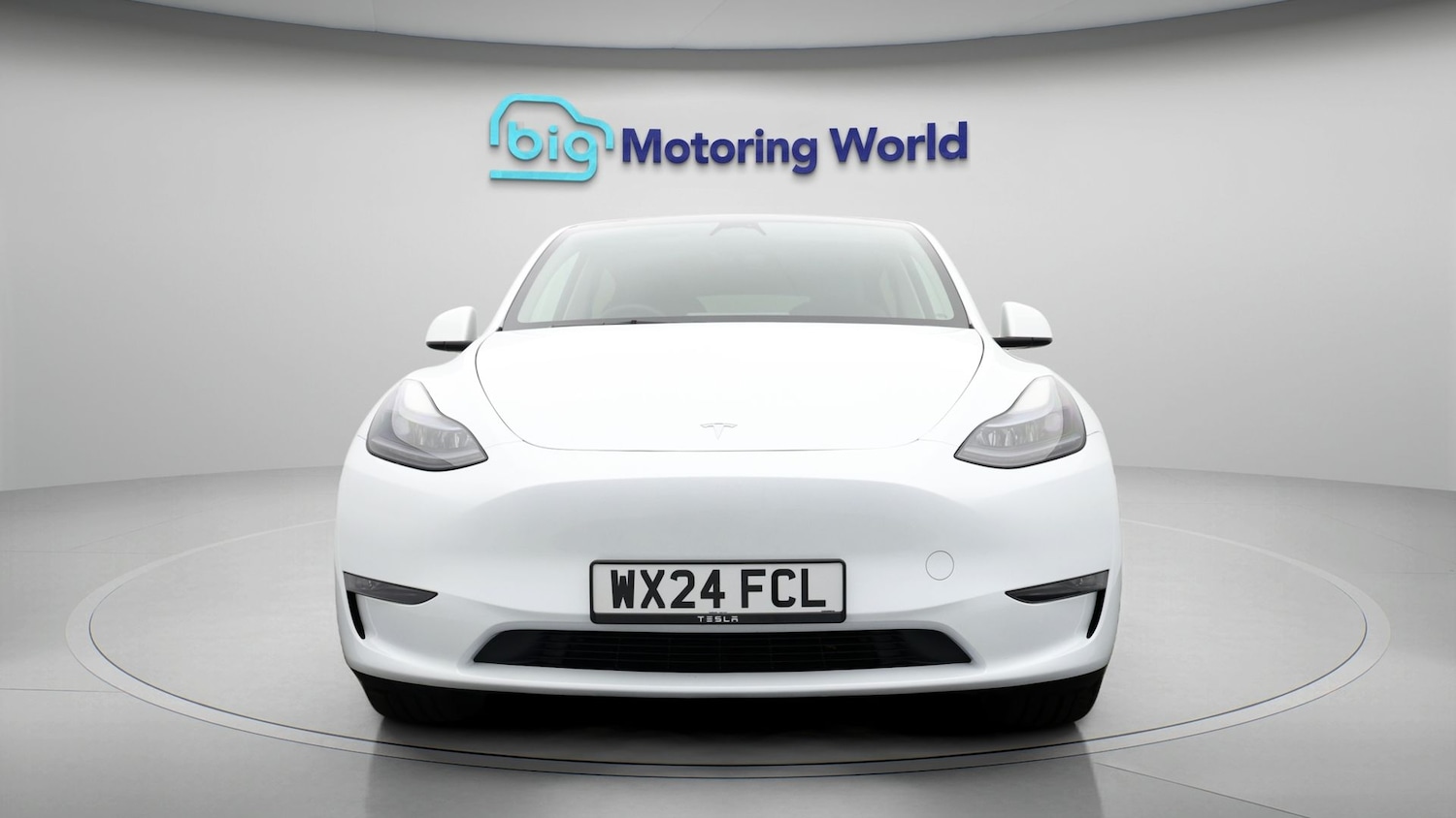 Used Tesla Model Y 2024 for sale - 77220360: Photo 2