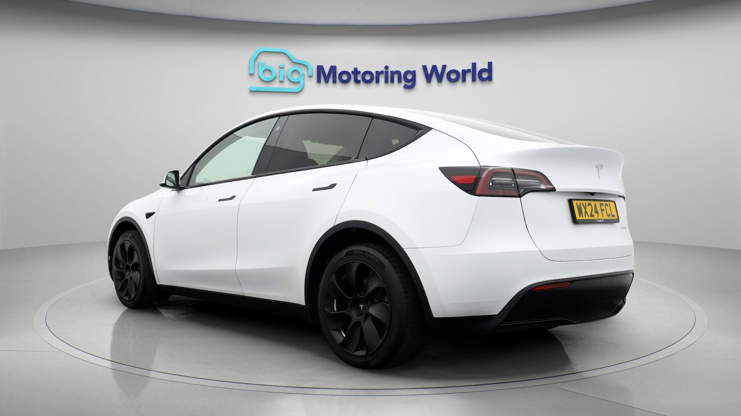 Used Tesla Model Y 2024 for sale - 77220360: Photo 5