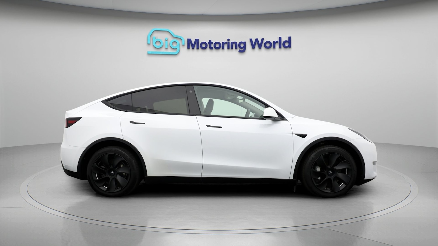 Used Tesla Model Y 2024 for sale - 77220360: Photo 8