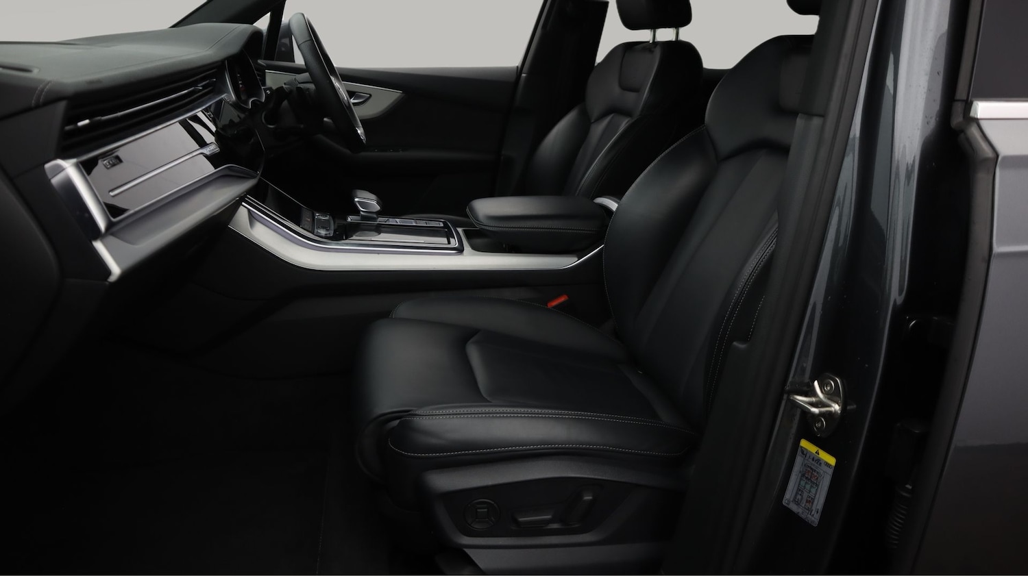 Used Audi Q7 2022 for sale - 77181563: Photo 14