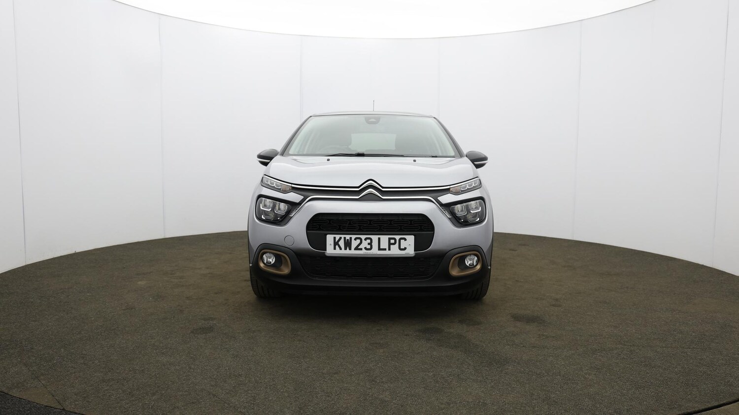 Vehicle 43