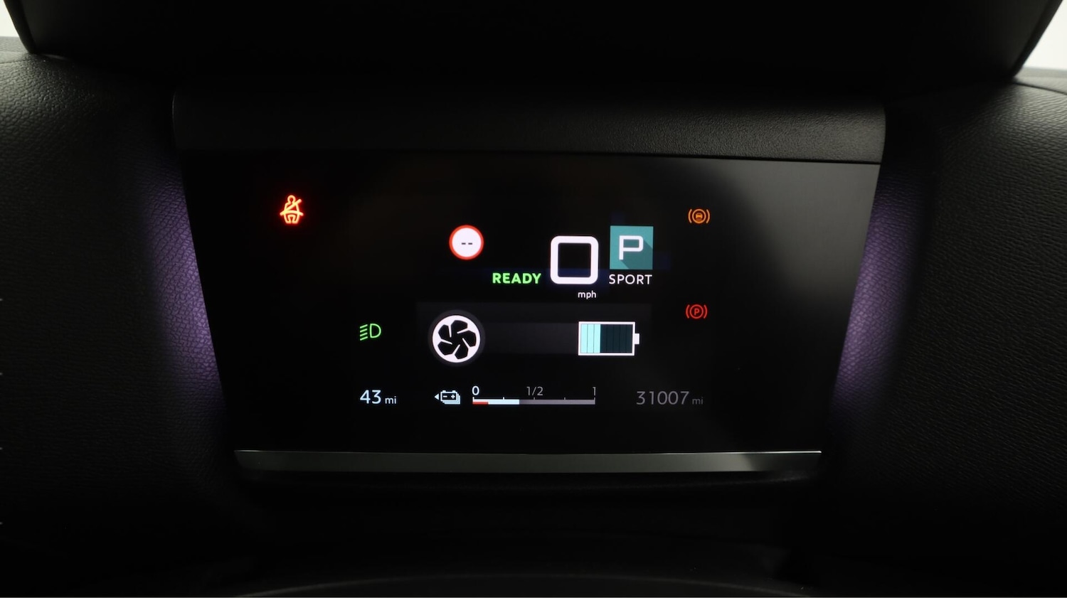 Used Citroen C4 2022 for sale - 76549368: Photo 11