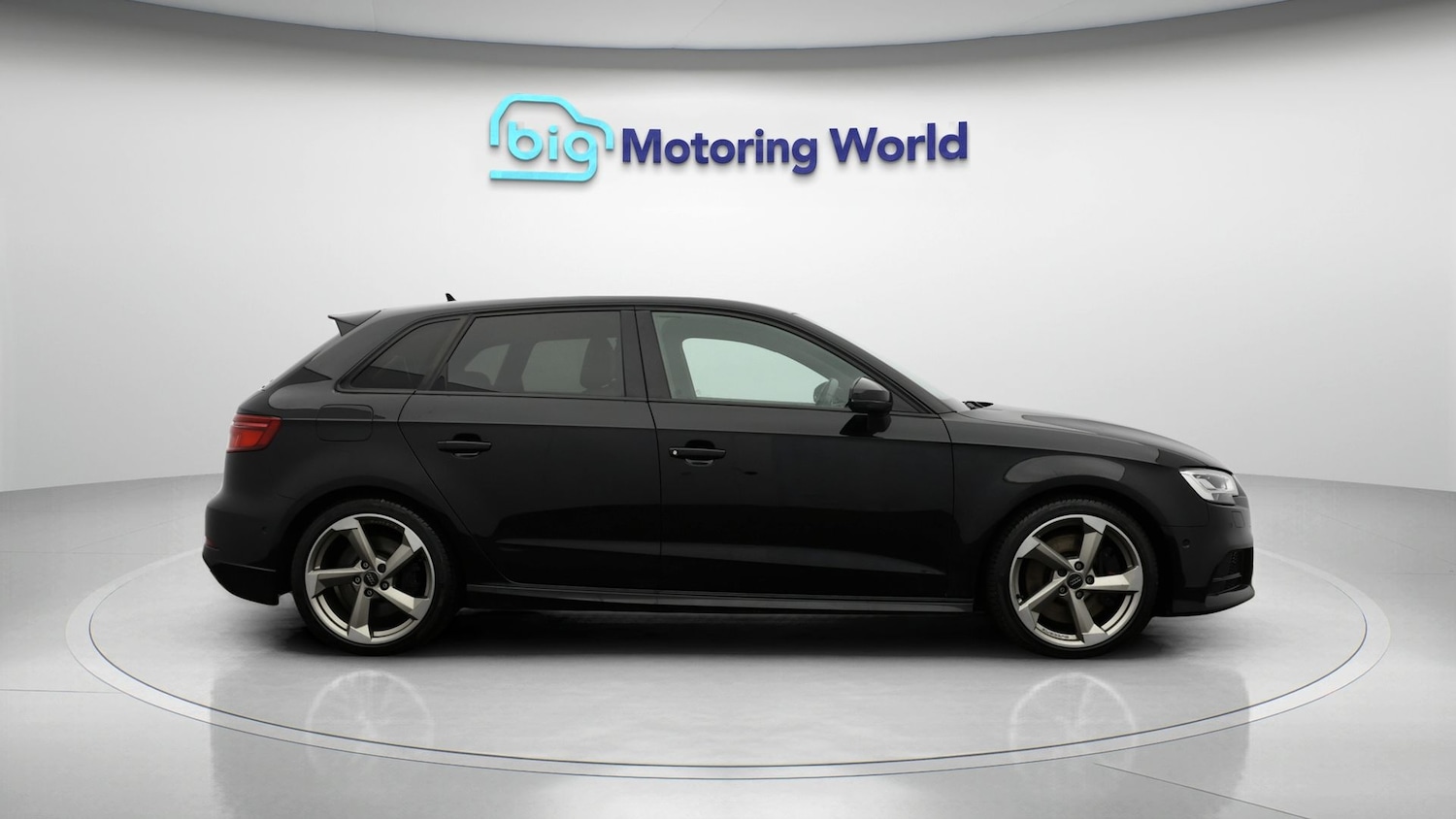 Used Audi A3 2018 for sale - 77182145: Photo 8