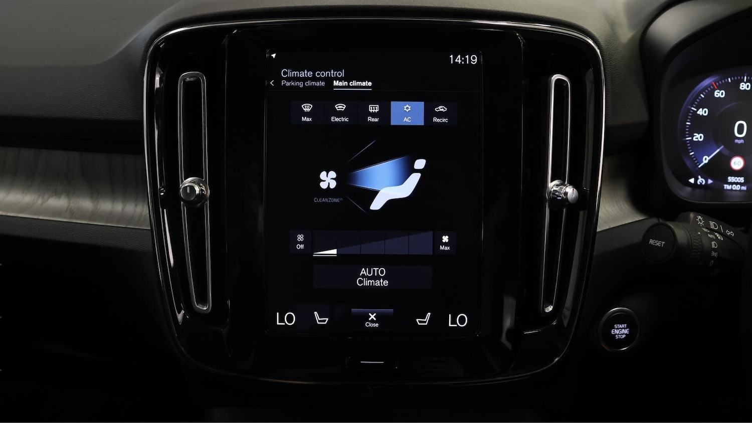 Used Volvo XC40 2021 for sale - 76336590: Photo 13
