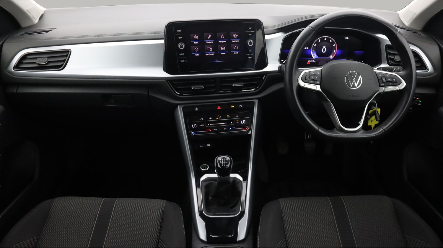 Used Volkswagen T-Roc 2023 for sale - 77208647: Photo 13