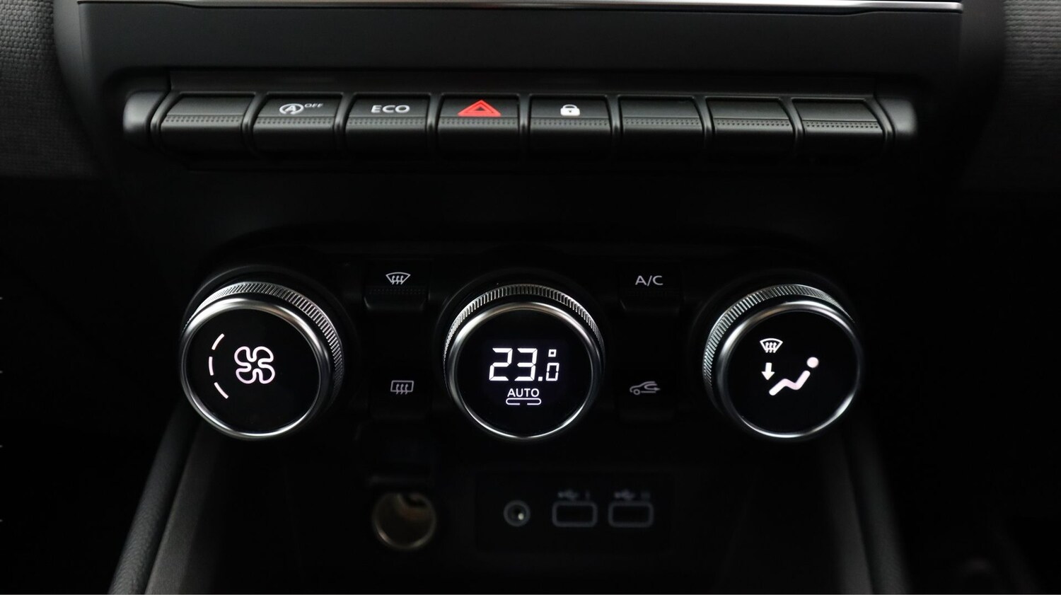 Used Renault Clio 2023 for sale - 76858979: Photo 12