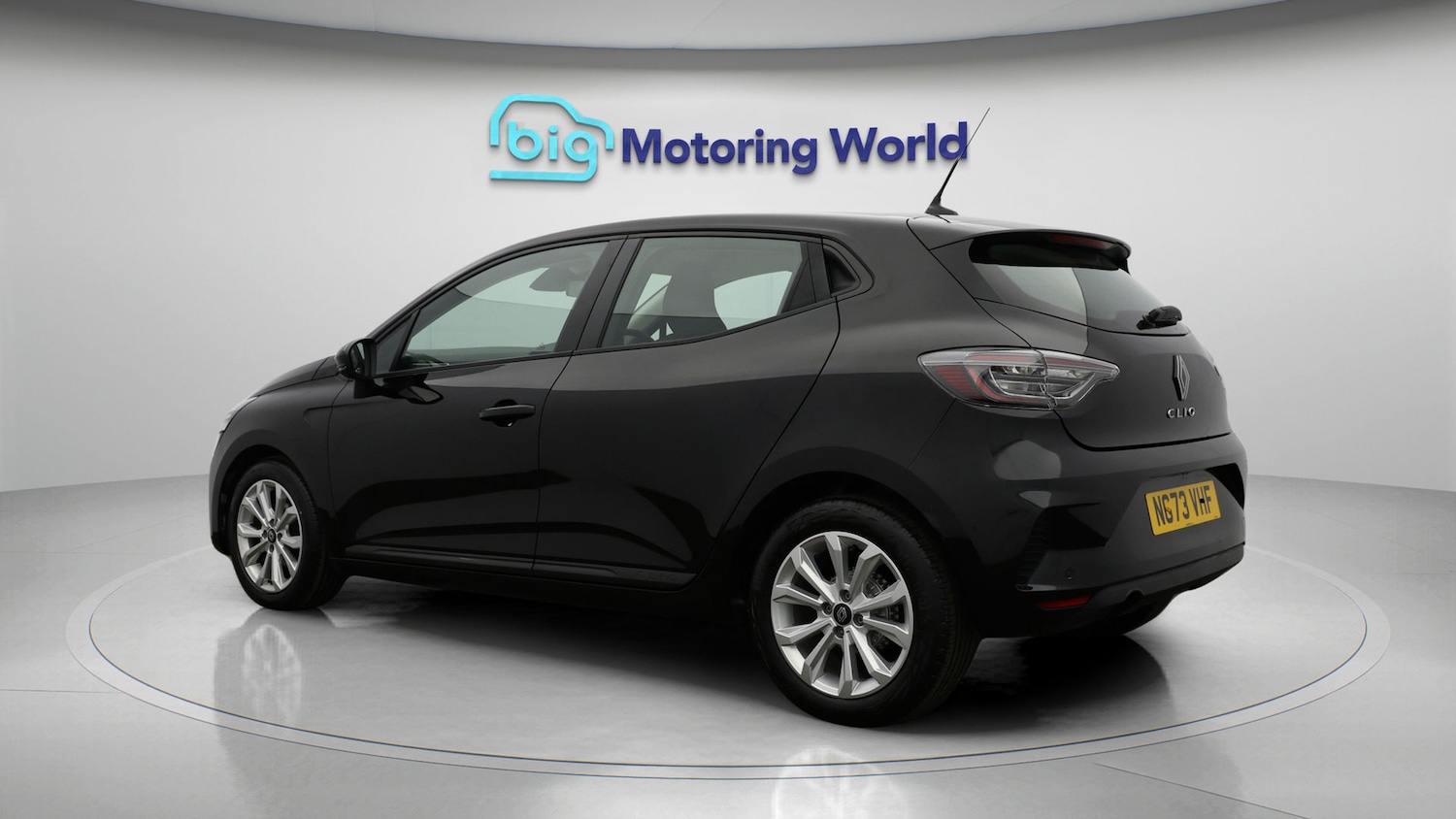 Used Renault Clio 2023 for sale - 76858979: Photo 5