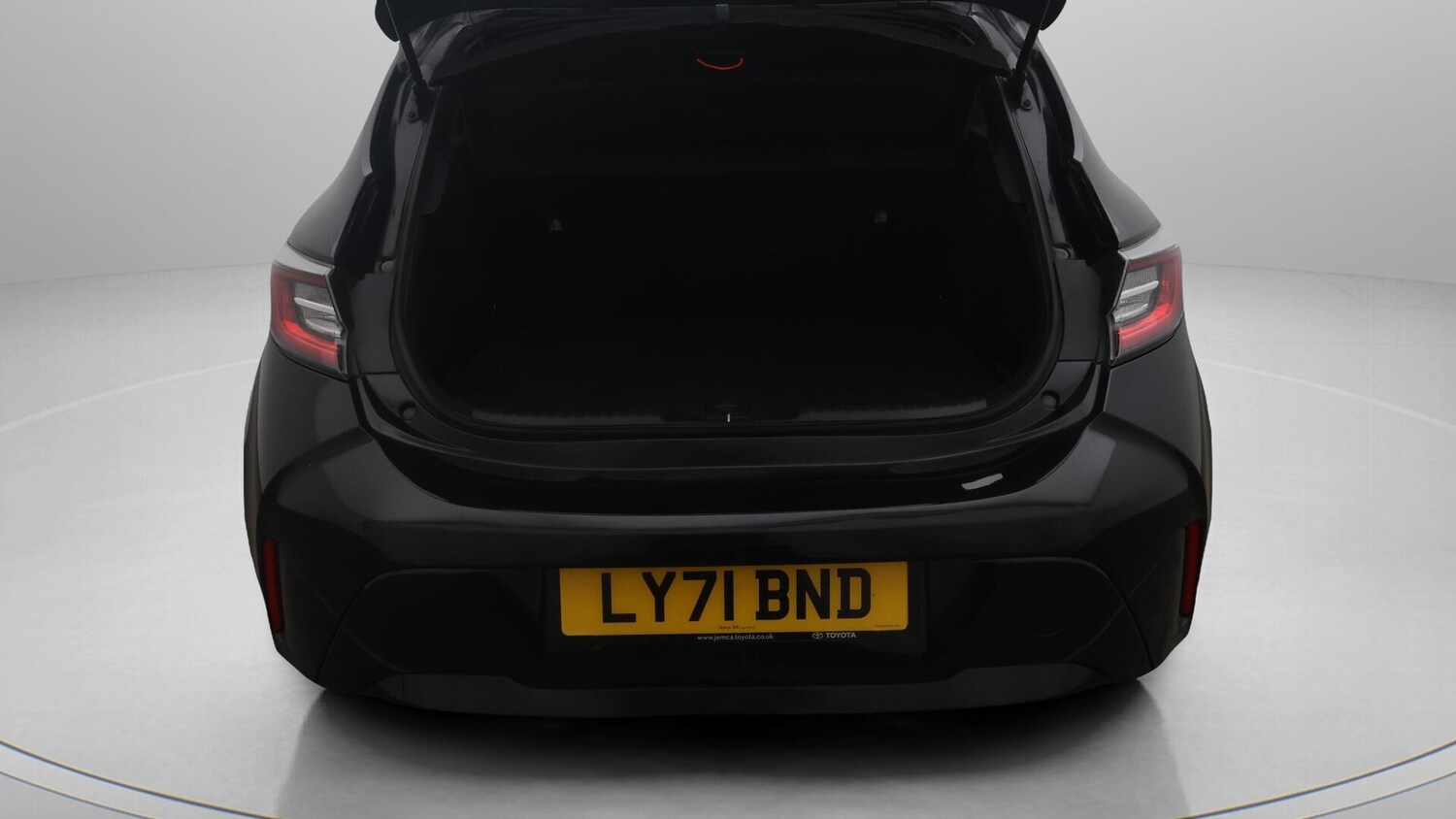 Used Toyota Corolla for sale - 76735425: Photo 18