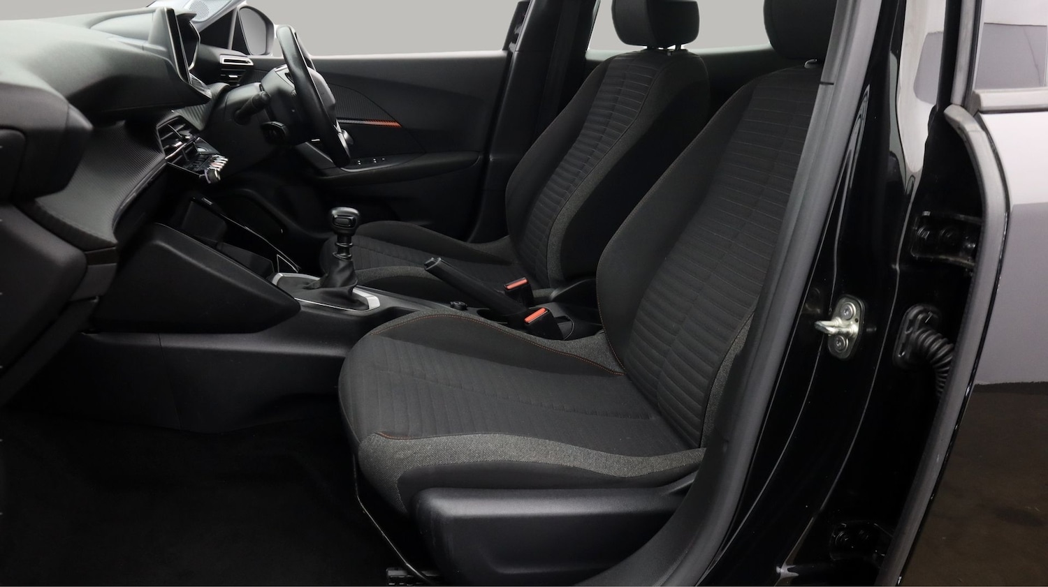 Used Peugeot 2008 2021 for sale - 77803611: Photo 14