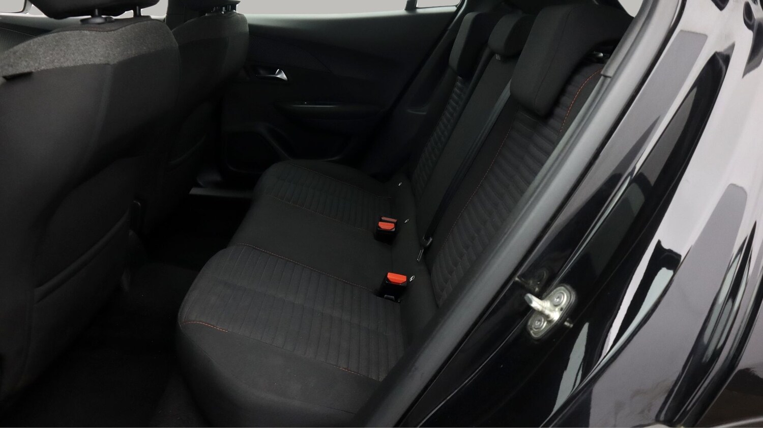 Used Peugeot 2008 2021 for sale - 77803611: Photo 16