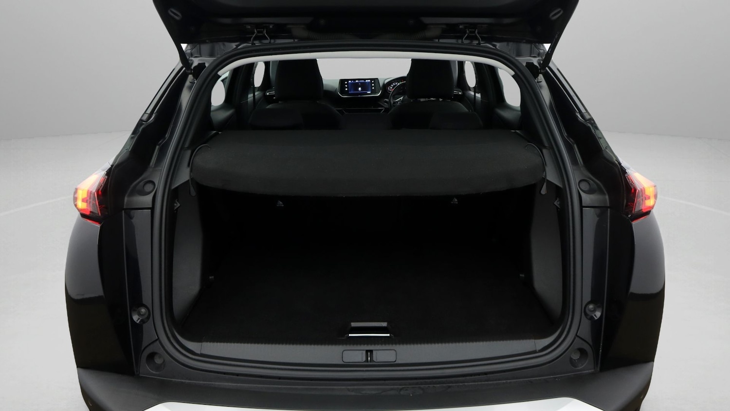 Used Peugeot 2008 2021 for sale - 77803611: Photo 17