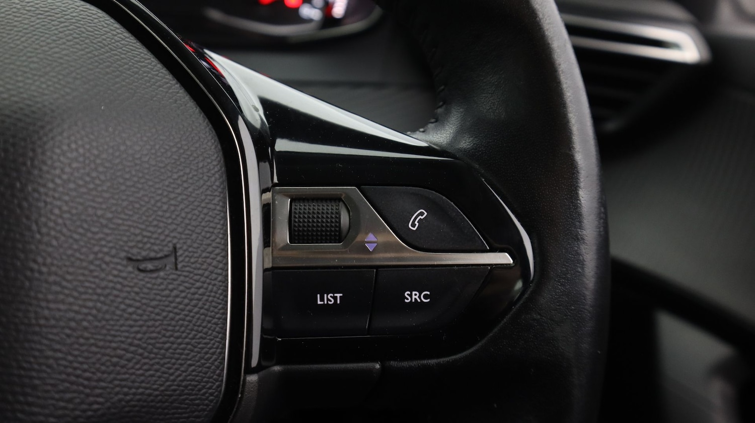 Used Peugeot 2008 2021 for sale - 77803611: Photo 23