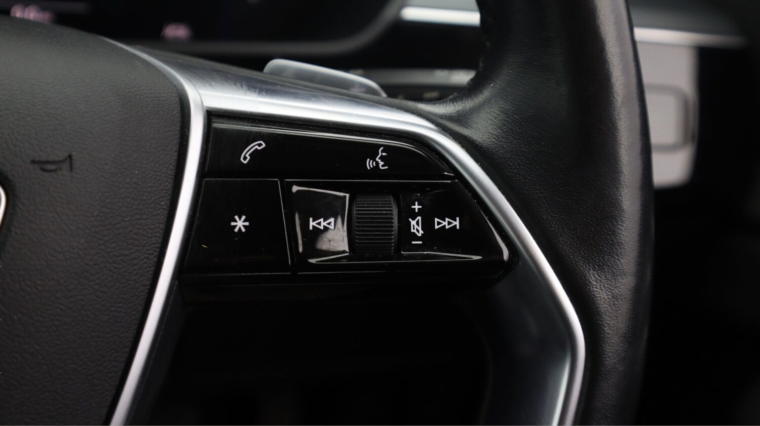 Used Audi e-tron 2020 for sale - 77872380: Photo 22