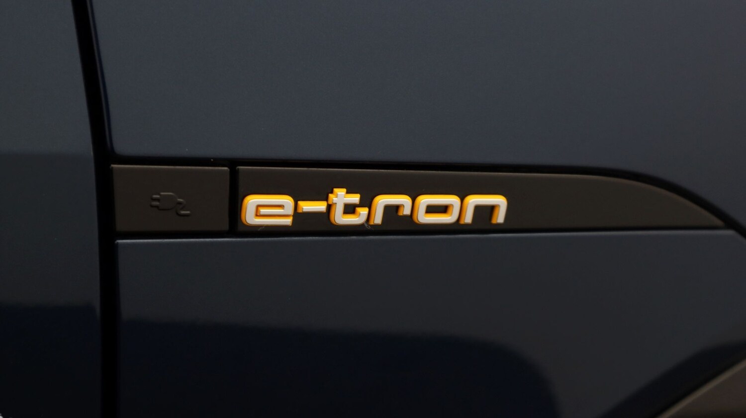 Used Audi e-tron 2020 for sale - 77872380: Photo 25