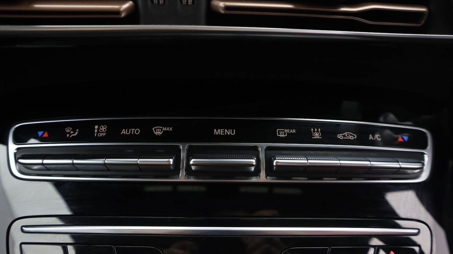 Used Mercedes-Benz EQC 2022 for sale - 77746119: Photo 12