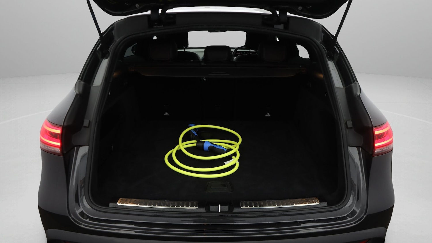 Used Mercedes-Benz EQC 2022 for sale - 77746119: Photo 17