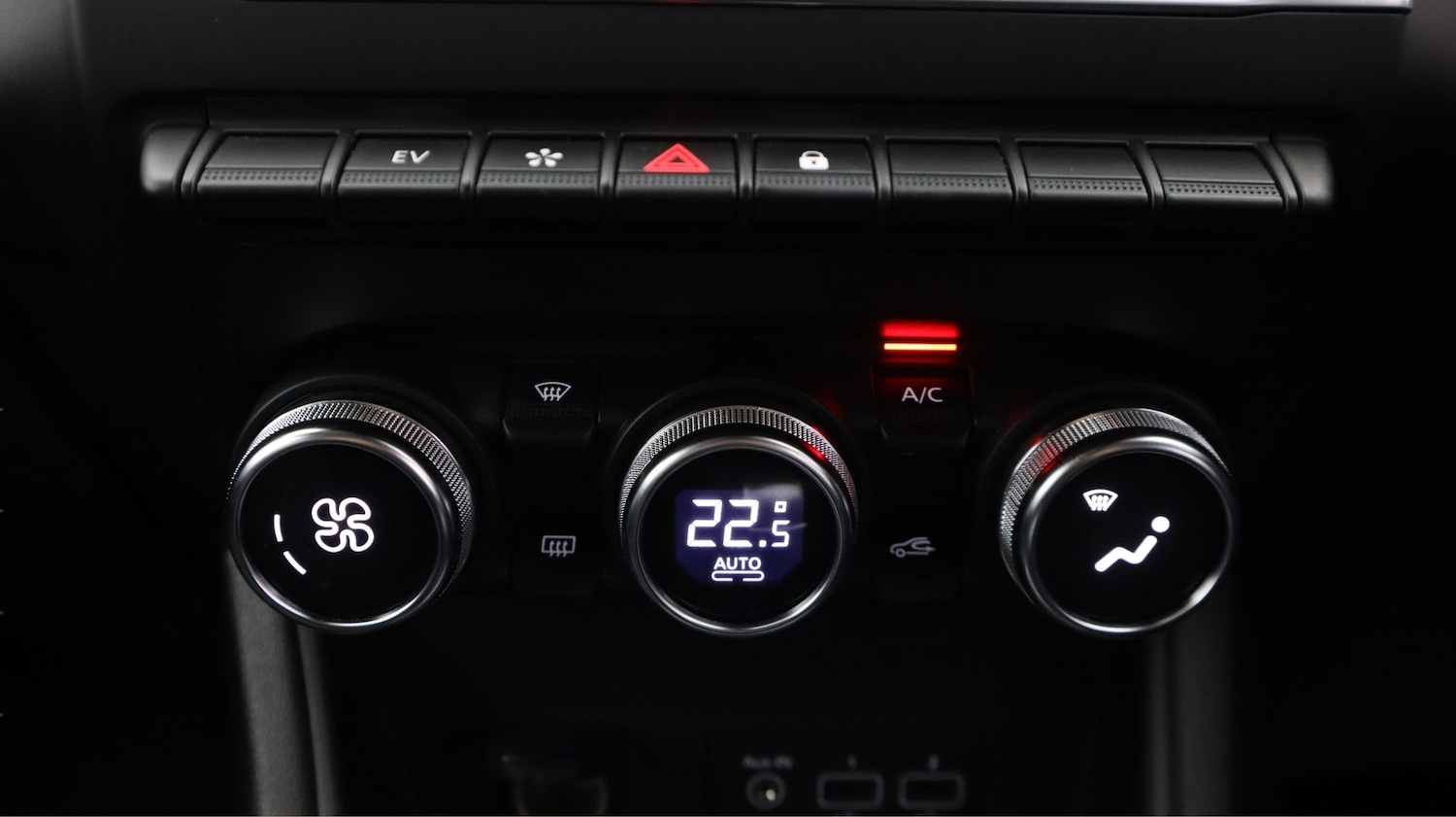 Used Renault Captur 2023 for sale - 77767941: Photo 12