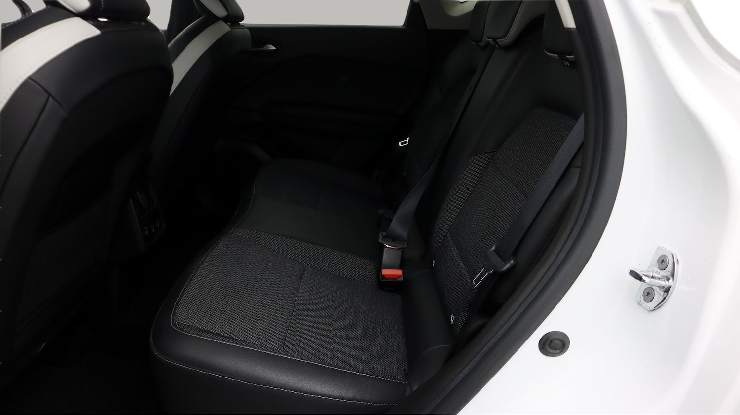 Used Renault Captur 2023 for sale - 77767941: Photo 16