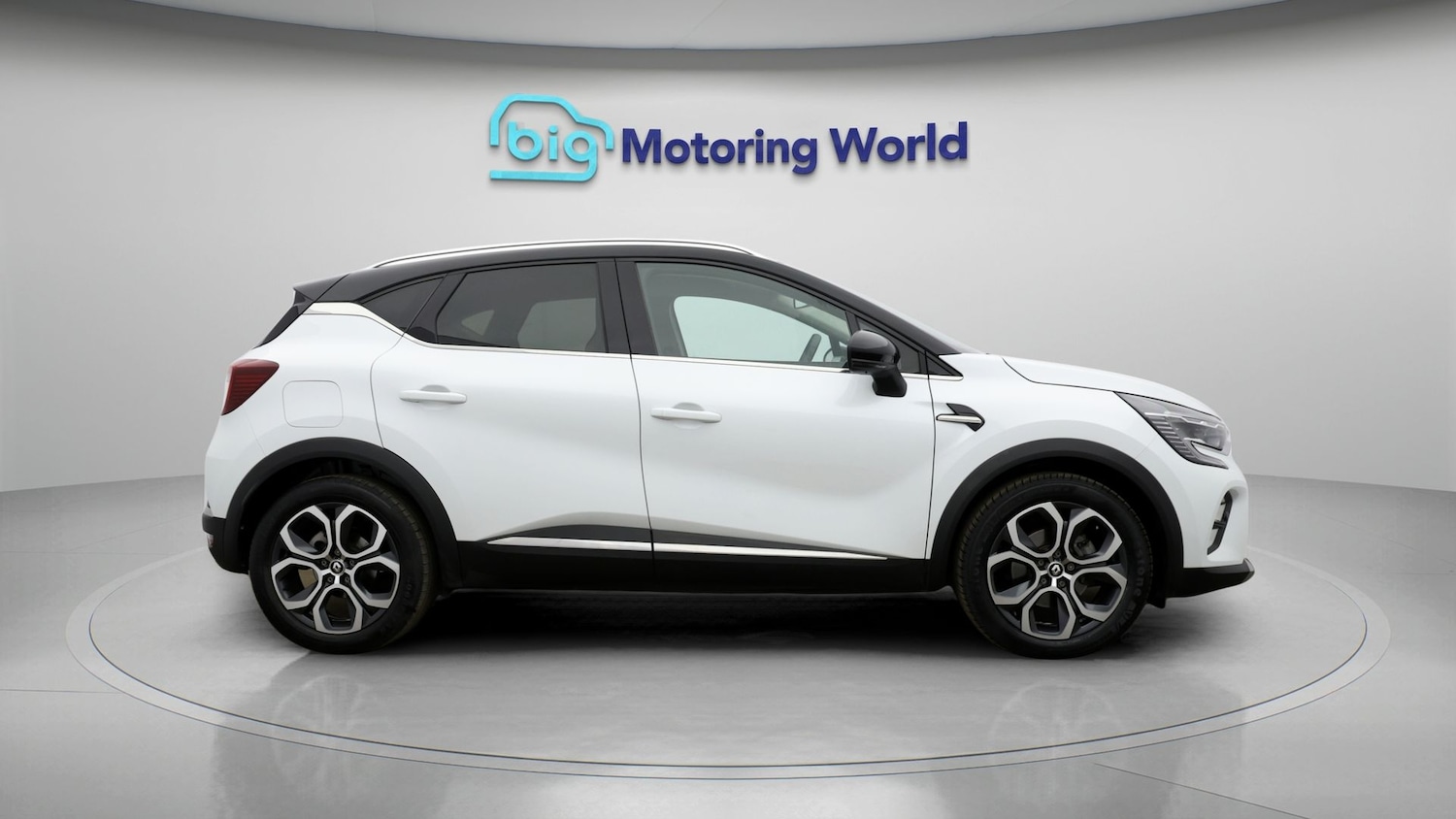 Used Renault Captur 2023 for sale - 77767941: Photo 8