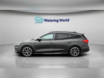 Used Ford Focus 2021 for sale - 78653077: Photo
