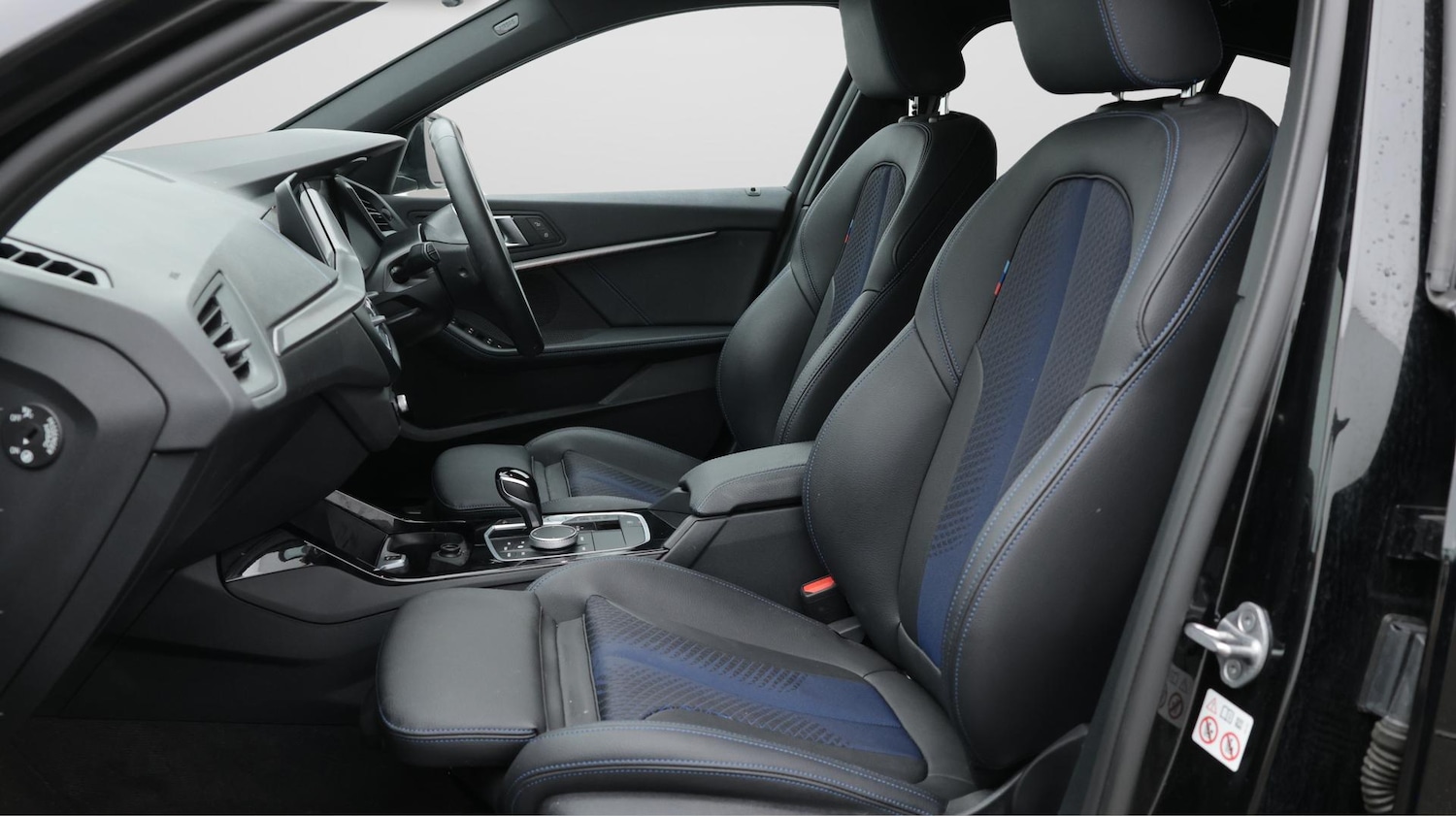 Used BMW 1 Series 2024 for sale - 76388042: Photo 15