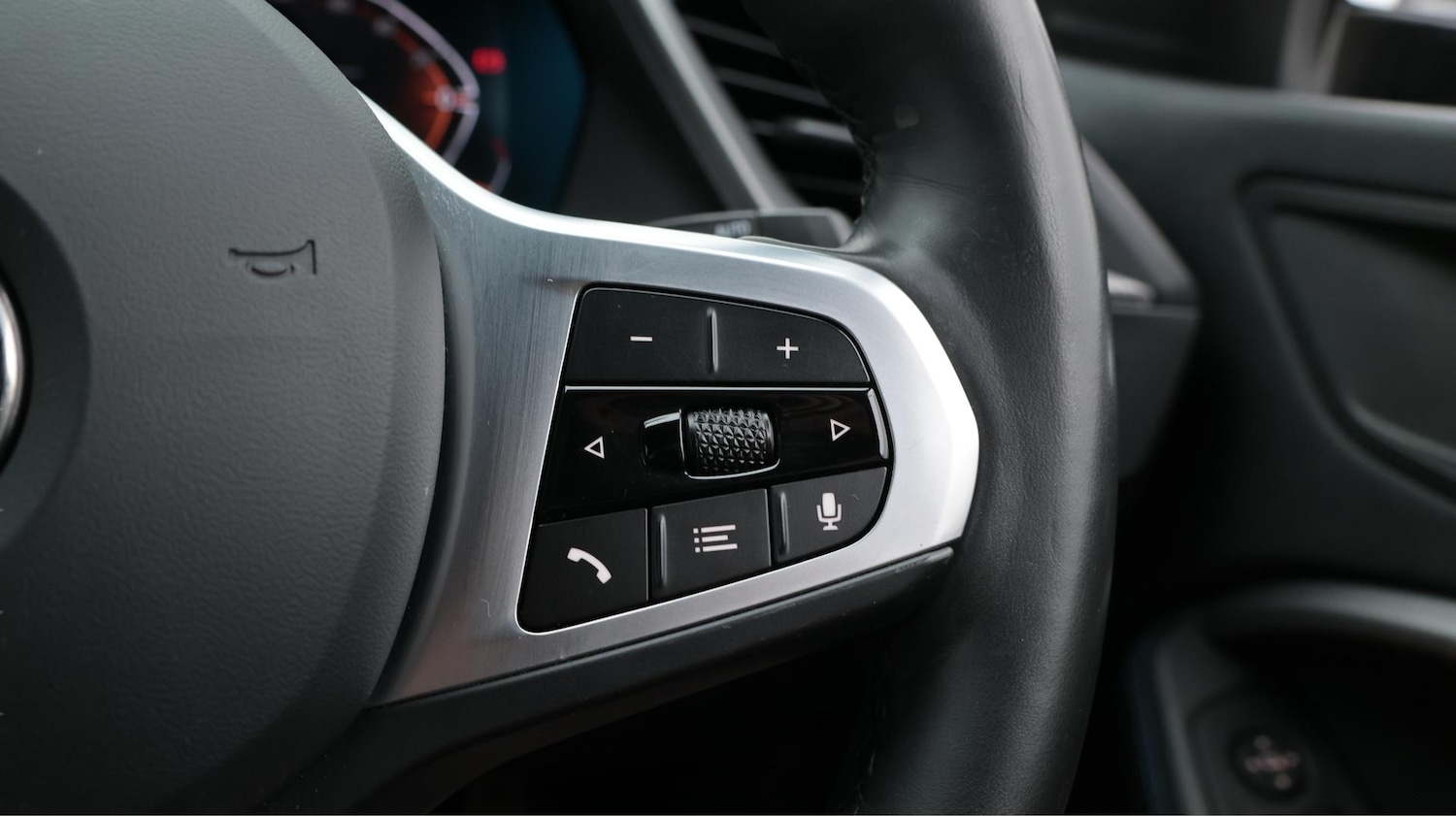 Used BMW 1 Series 2024 for sale - 76388042: Photo 28