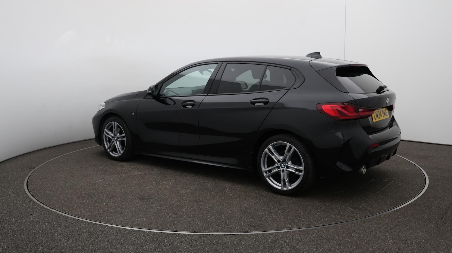 Used BMW 1 Series 2024 for sale - 76388042: Photo 37