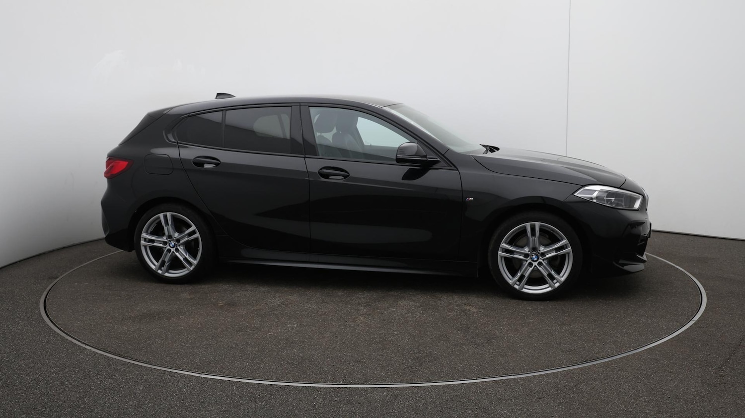 Used BMW 1 Series 2024 for sale - 76388042: Photo 50