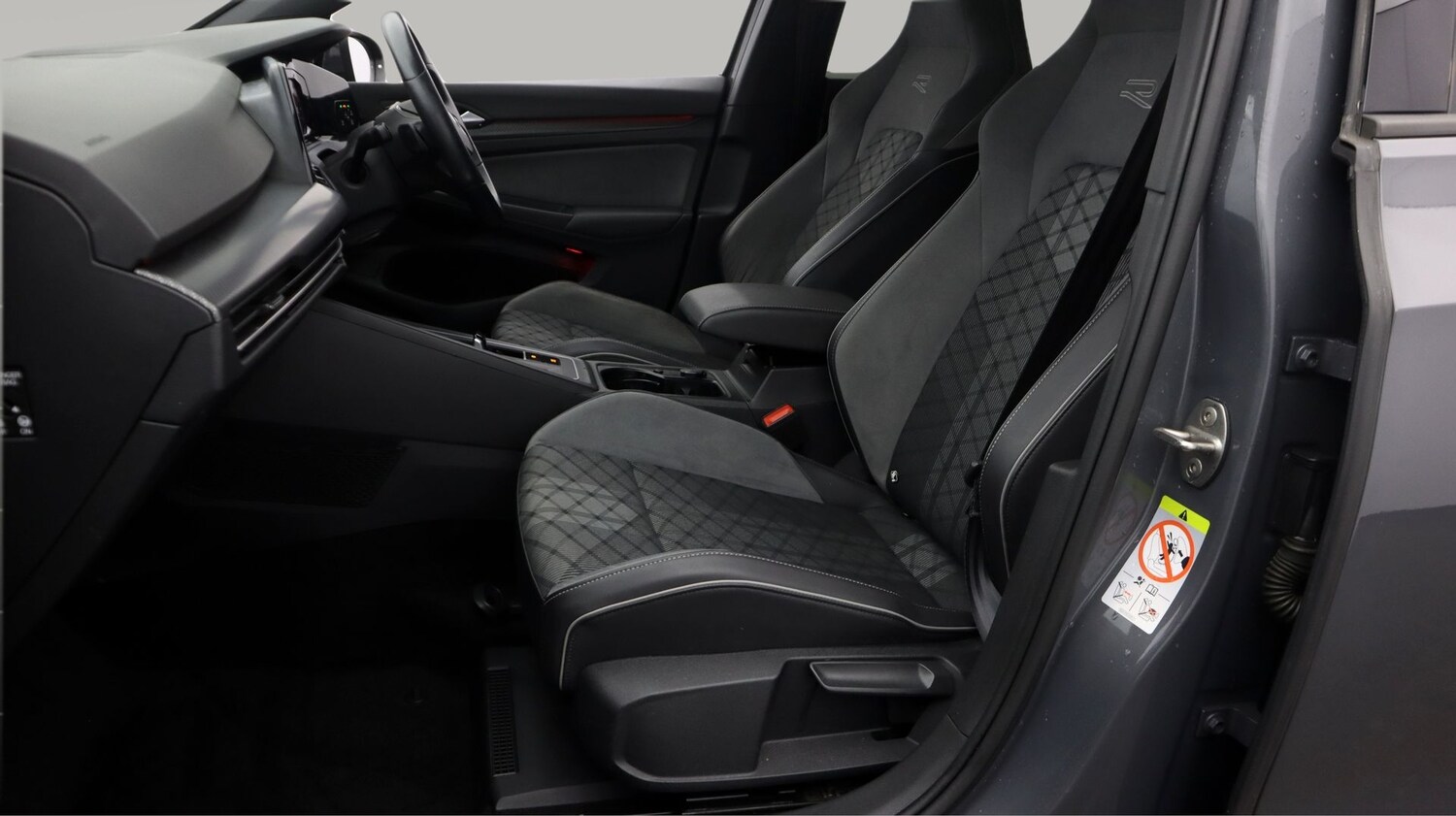 Used Volkswagen Golf 2021 for sale - 77379574: Photo 14