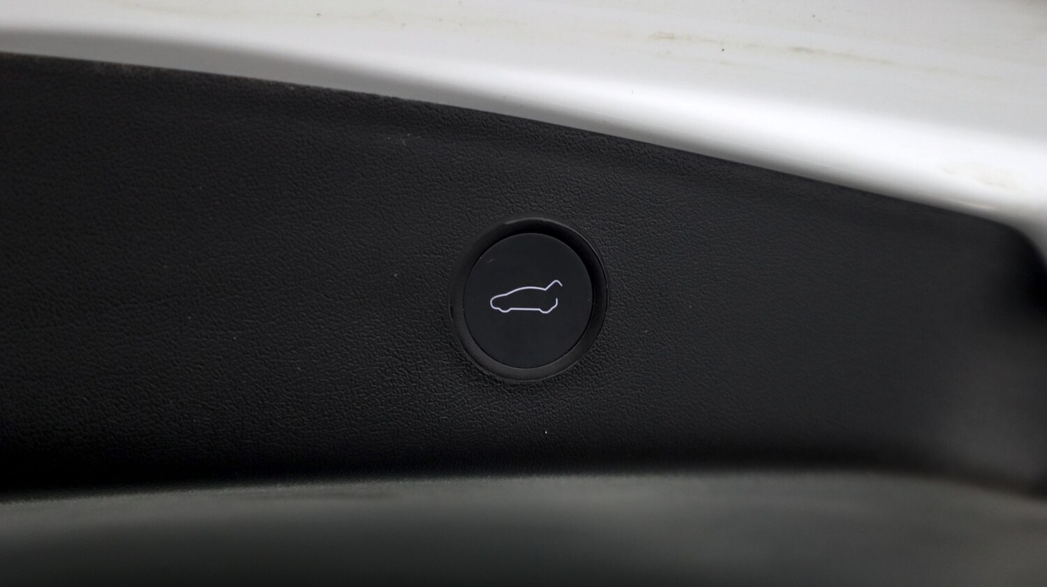 Used Tesla Model 3 2021 for sale - 77541260: Photo 24