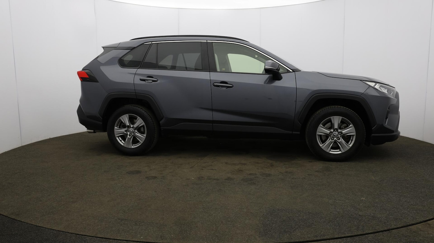 Used Toyota RAV4 2022 for sale - 76151753: Photo 54