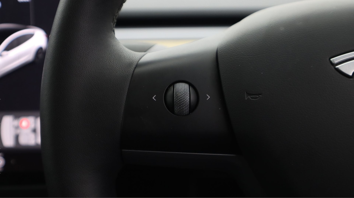 Used Tesla Model 3 2020 for sale - 77610573: Photo 22