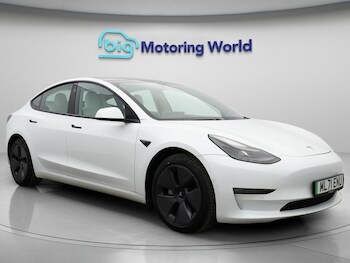 Tesla - Model 3