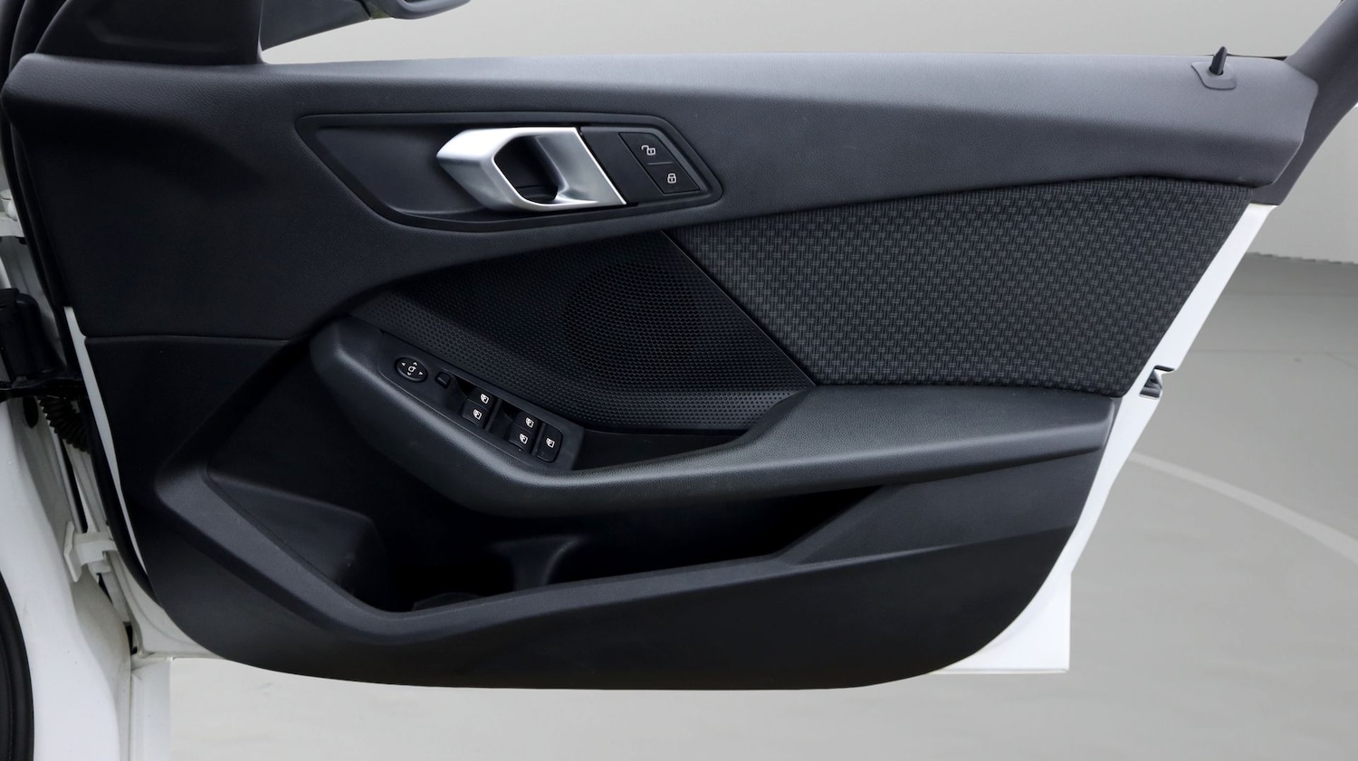 Used BMW 1 Series 2023 for sale - 77610221: Photo 15