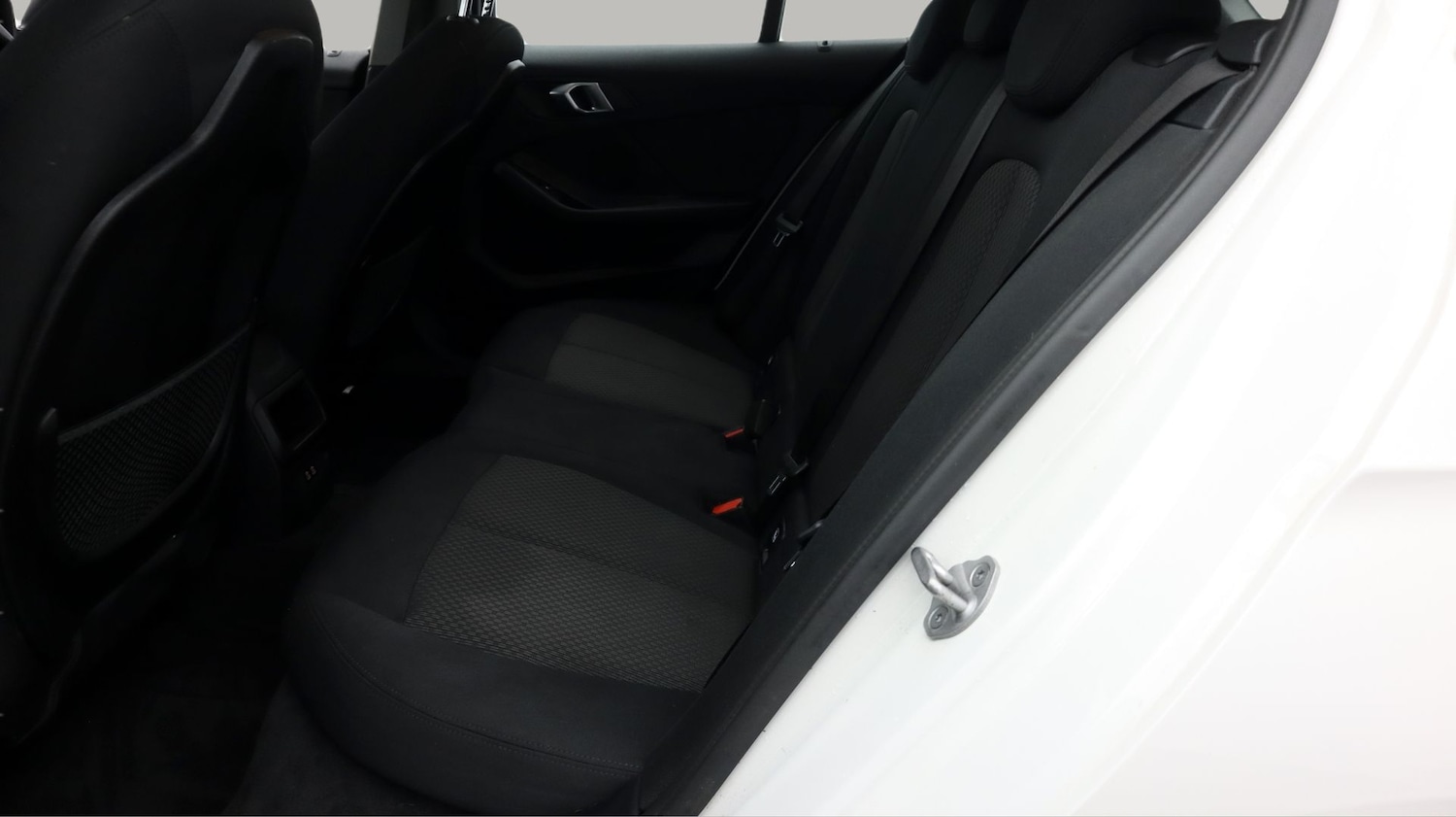 Used BMW 1 Series 2023 for sale - 77610221: Photo 16