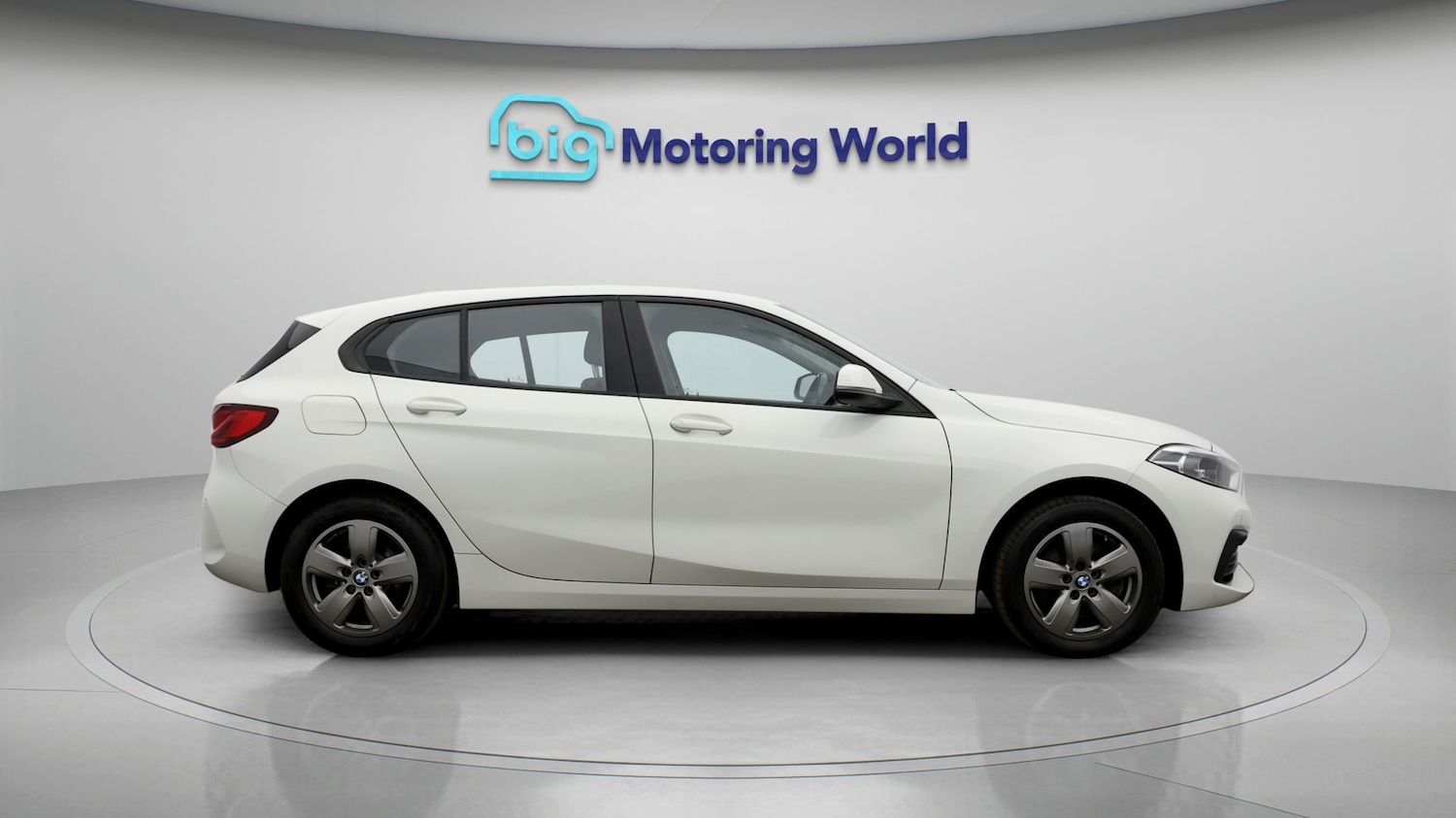 Used BMW 1 Series 2023 for sale - 77610221: Photo 8