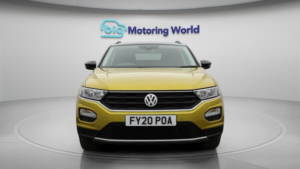 Used Volkswagen T-Roc 2020 for sale - 76152204: Photo 3