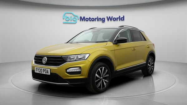 Used Volkswagen T-Roc 2020 for sale - 76152204: Photo 4