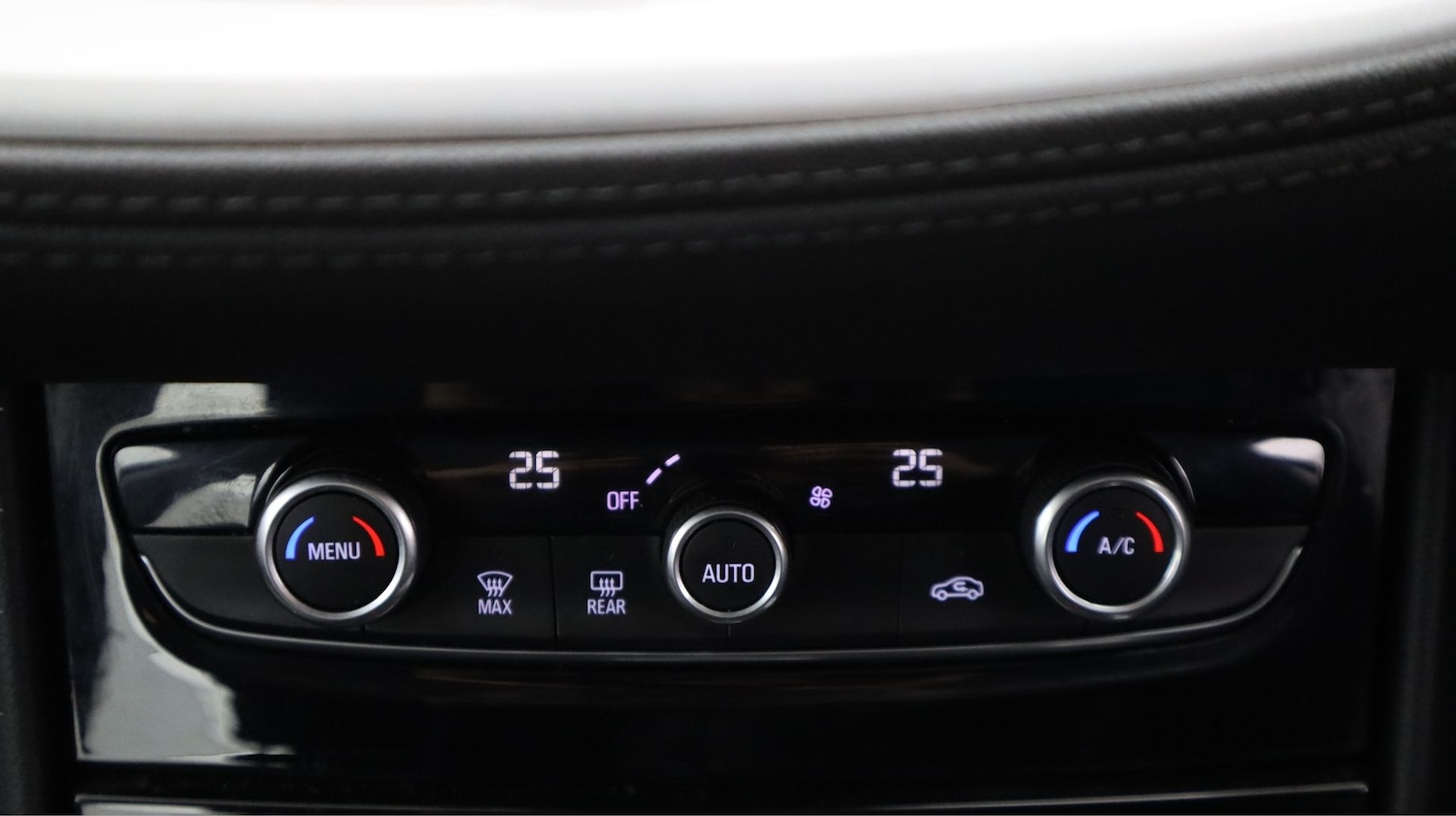 Used Vauxhall Grandland X 2018 for sale - 78067094: Photo 12