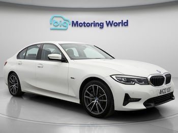 2022 (22) - 330e Sport Pro 4dr Step Auto