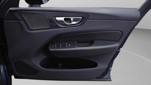 Used Volvo XC60 2023 for sale - 76294933: Photo 16