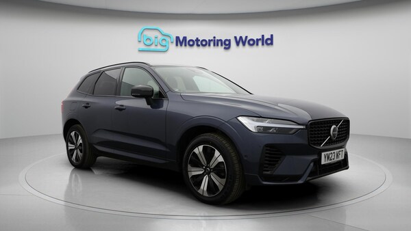 Used Volvo XC60 2023 for sale - 76294933: Photo 2