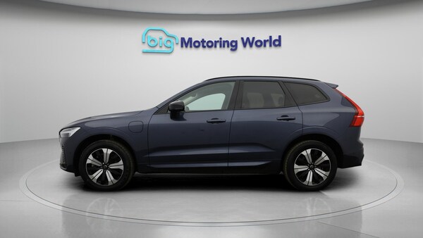 Used Volvo XC60 2023 for sale - 76294933: Photo 5