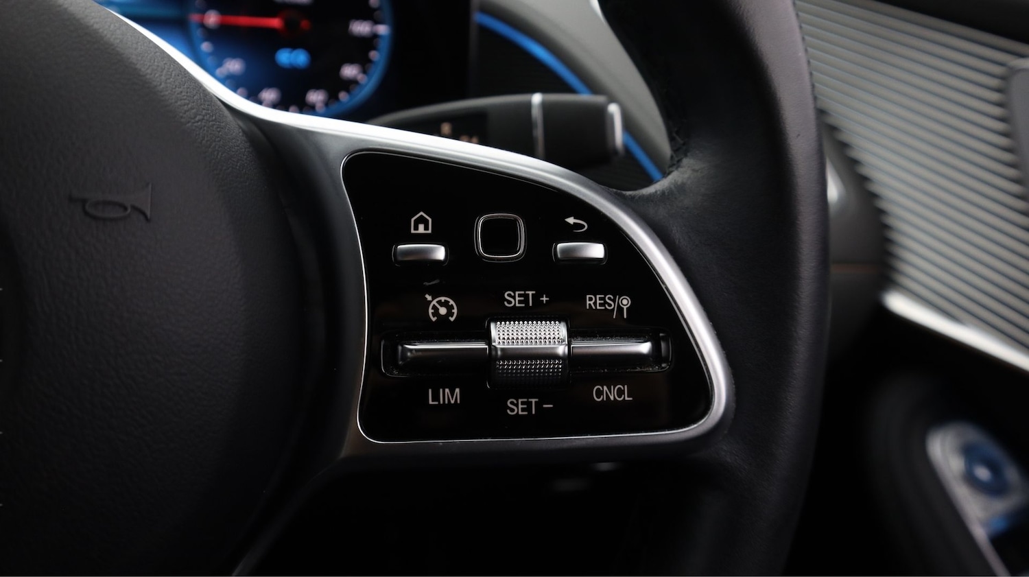 Used Mercedes-Benz EQC 2021 for sale - 77541770: Photo 23