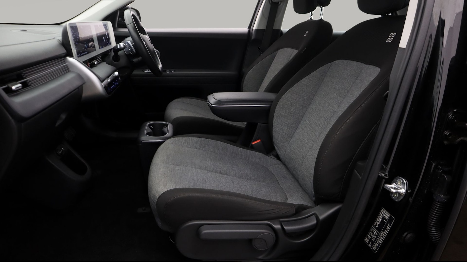 Used Hyundai IONIQ 5 2023 for sale - 77736995: Photo 14