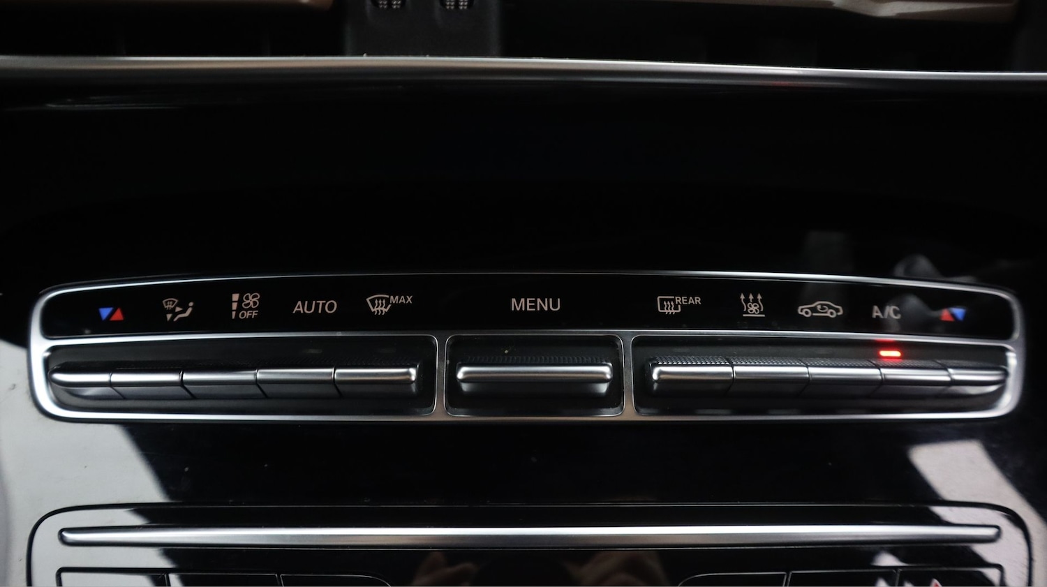 Used Mercedes-Benz EQC 2022 for sale - 77823309: Photo 12